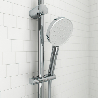 SWI3F00i18_photo_interior_01